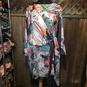 🦋 NWT Sapphire tunic